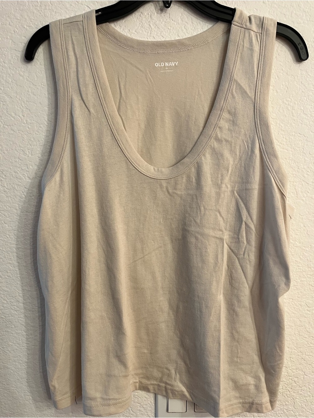 100 p COTTON SAND SCOOP NECK TANK TEE